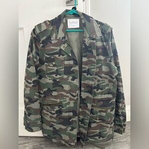 NWOT VELVET by GRAHAM & SPENCER Cotton Camouflage Drawstring Zip/Snap